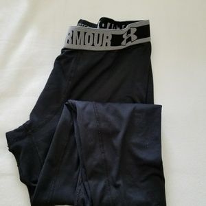 Under Armour youth xl cold gear black tights